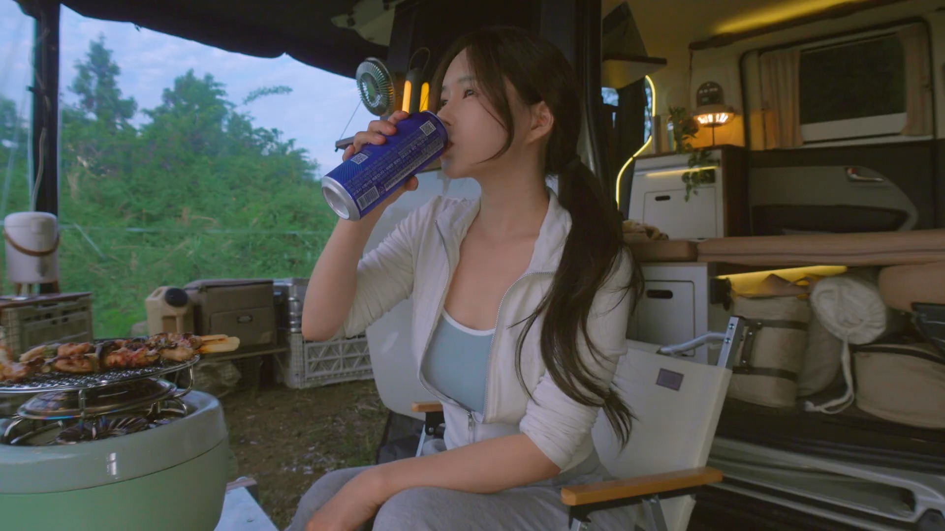 黄仁勋建议年轻人：必须尽快学会正确使用AI